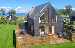 Hus 16